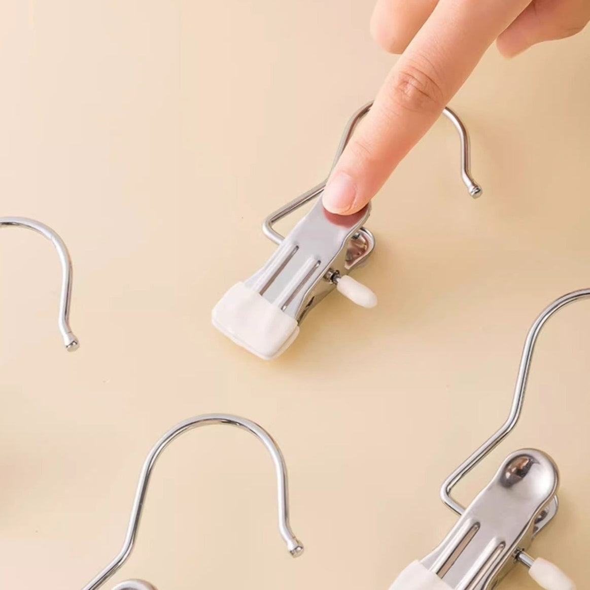 Closet Hanger Clips