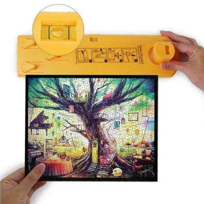 Easy Frame Hanging and Leveling Tool